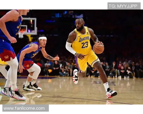 湖人对决掘金激战正酣谁能在季后赛中笑到最后