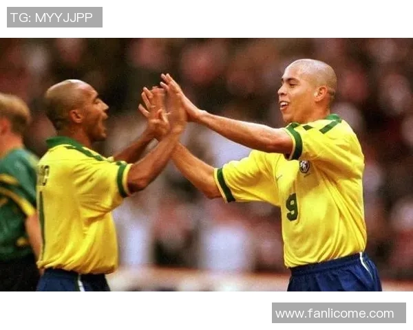 罗马里奥与罗纳尔多的传奇对决谁才是真正的足球之王