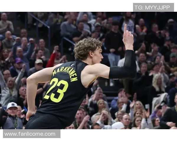 劳里马尔卡宁的崛起之路与篮球梦想的追逐历程